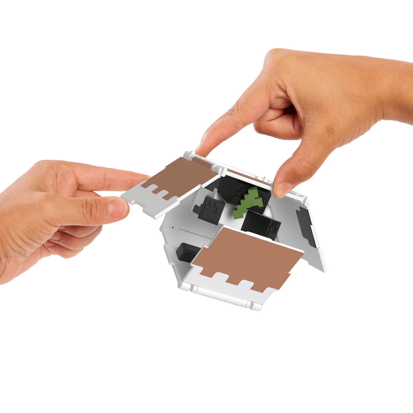 Minecraft Flippin¡¯ Figs Figures Collection, 2-In-1 Fidget Play, 3.75-in Scale & Pixelated Design (Characters May Vary)